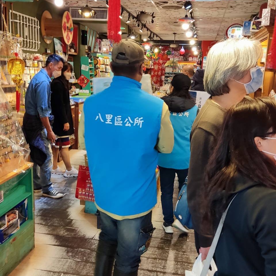 公所同仁至市場加強宣導